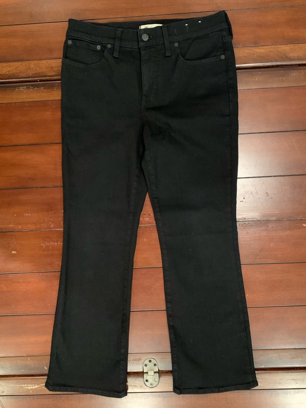 Madewell mid-rise kick out jeans size 29 like new